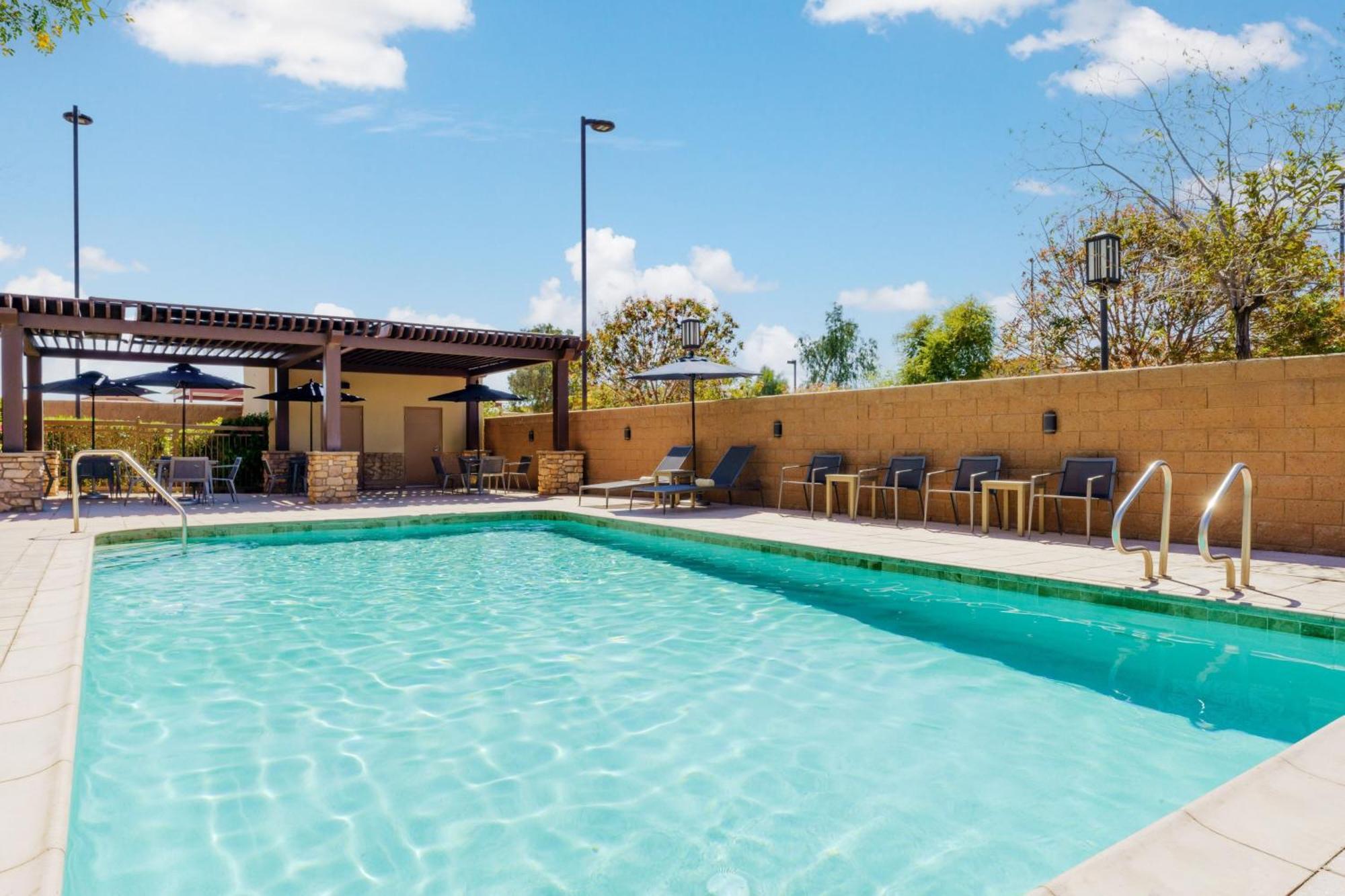Courtyard By Marriott Phoenix Mesa Gateway Airport Kültér fotó