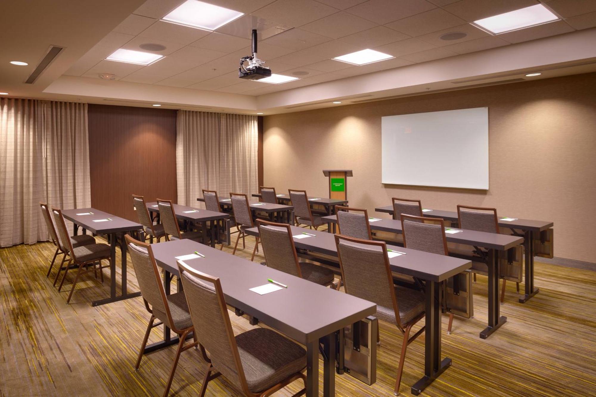 Courtyard By Marriott Phoenix Mesa Gateway Airport Kültér fotó