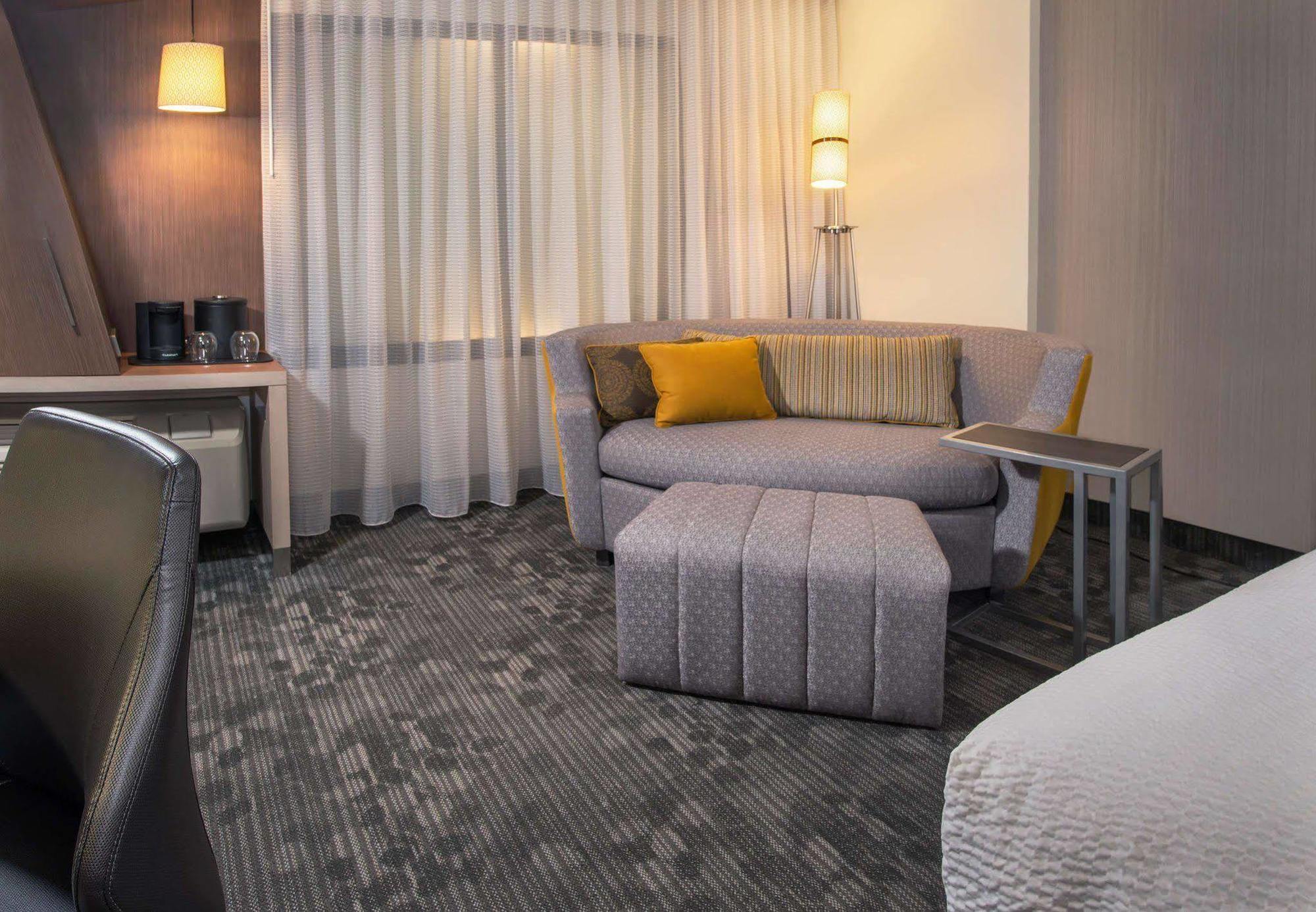 Courtyard By Marriott Phoenix Mesa Gateway Airport Kültér fotó